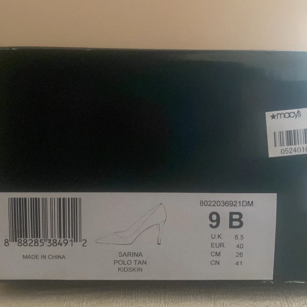 Shoes - Picture 6 of 6